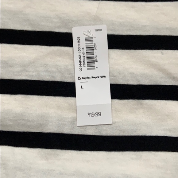 3/4 quartered sleeve black/cream stripe top - Picture 3 of 3